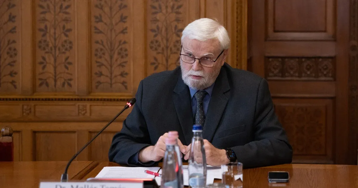 Mellár Tamás sem indul újra Pécsen, hogy a Tisza Párt esélyeit növelje