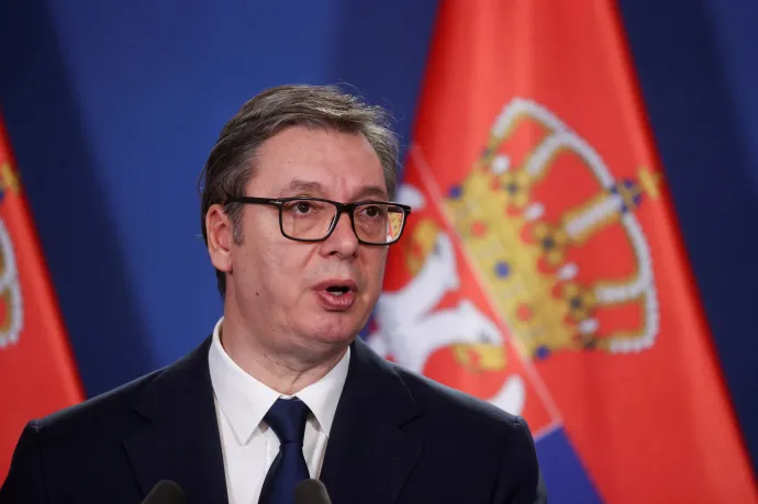 Vučić nyilvános vitára hívta az ellene tüntető diákok képviselőit