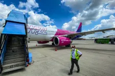 Videón a Wizz Air utasainak sikoltozása a Róma felett viharba került gépen