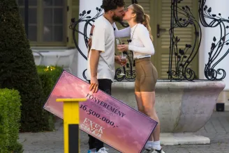 Egyszer volt egy Exek csatája, ott jött össze újra anya és apa