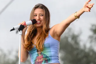 Lemondták a szervezők Ajsa Luna dunakeszi fellépését, mert „nem méltó” a rendezvényhez