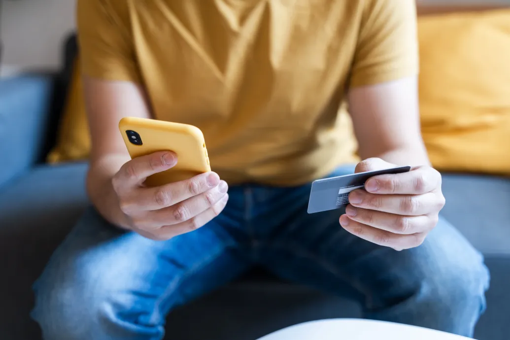 A magyar mobilbankokkal ma már védekezhet a csalók ellen, de borravalót is adhat saját magának