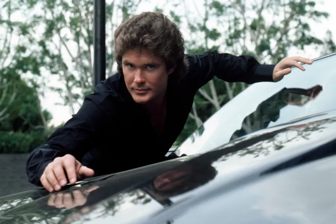 A Cobra Kai alkotói már tárgyalnak egy új Knight Rider filmről