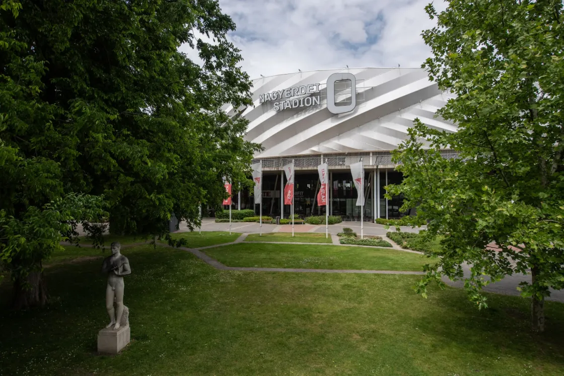 Debrecennek a legelső és a legújabb stadionja is egyedülálló valamiért