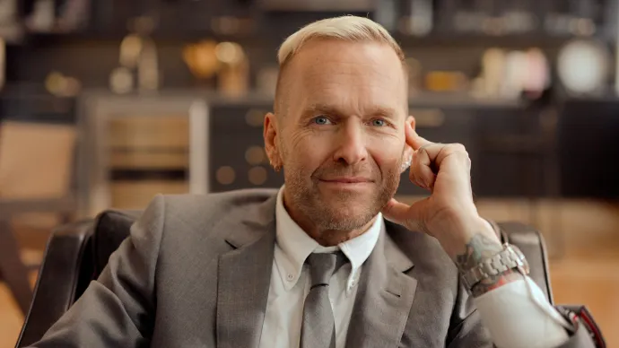Bob Harper, a Zsírégetők műsorának edzője a Netflix Zsírégetők: Az Igazság súlya című dokumentumfilmben. Fotó: Netflix