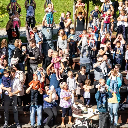 A 10 milliós Magyarország irreális, de van, ami összejöhet a Tisza népesedési ígéreteiből