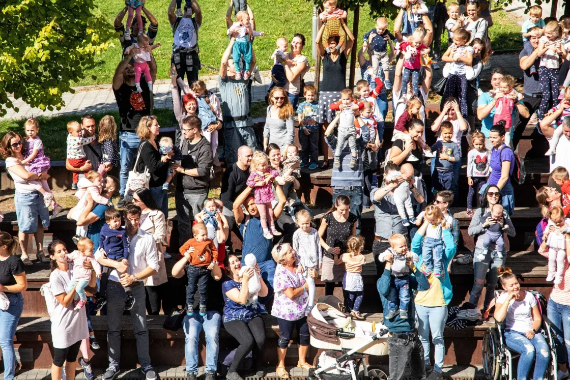 A 10 milliós Magyarország irreális, de van, ami összejöhet a Tisza népesedési ígéreteiből