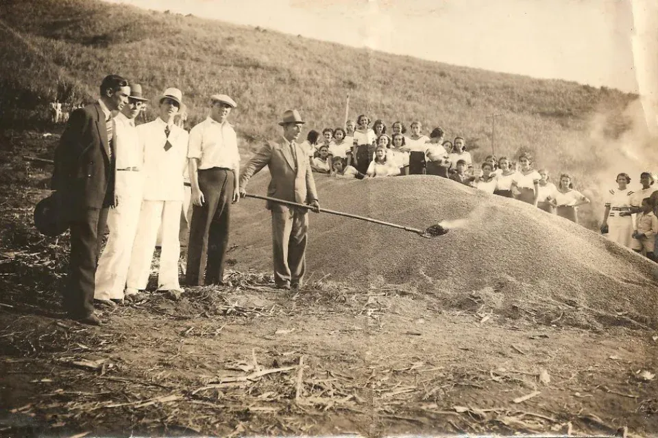 Brazília több millió tonna kávét égetett el az 1930-as években