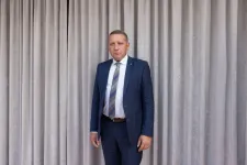 Nem lehet rendszer az, hogy az erősebb megtámadja a gyengébbet, megsemmisíti az otthonát, hogy aztán azt mondja, na, üljünk le tárgyalni