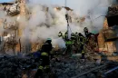 Amikor kiszabadultam, mindent füst és por borított. Felnéztem és a tető eltűnt, több emelet megsemmisült