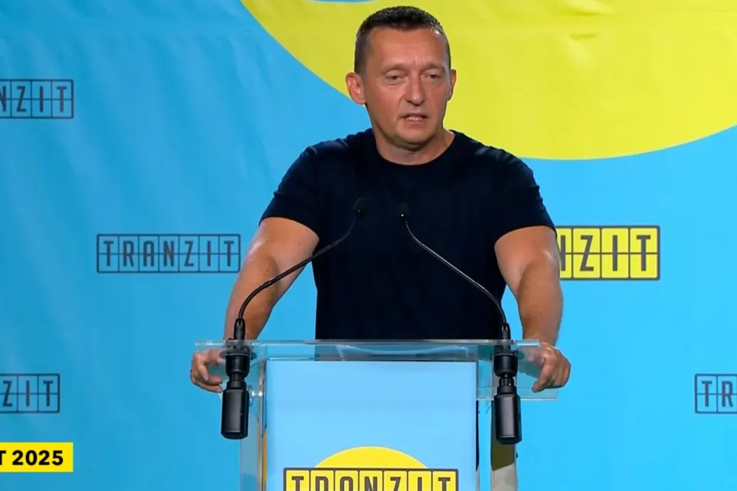 Rogán Antal a Tisza kormányra kerülésével és a Zelenszkij-projekttel riogatott a Tranziton – Forrás: Telex.hu