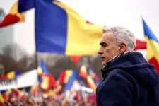 Călin Georgescu bírósági felügyelet alatt marad, elhalasztották ügyének tárgyalását