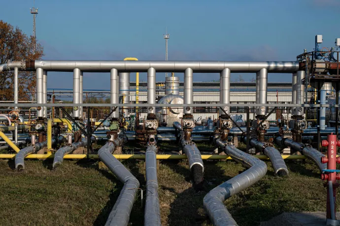 Több mint százmilliárdért építünk új olajvezetéket, de nem biztos, hogy lesz bele kőolaj