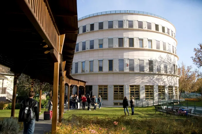 A 99 százalék is kevés a hatalomhoz – így maradtak Matolcsy György bizalmi emberei a METU élén