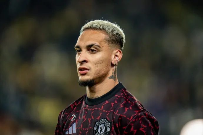 Több mint 150 millió eurónyi játékosától szabadult meg a Manchester United az utolsó pillanatban