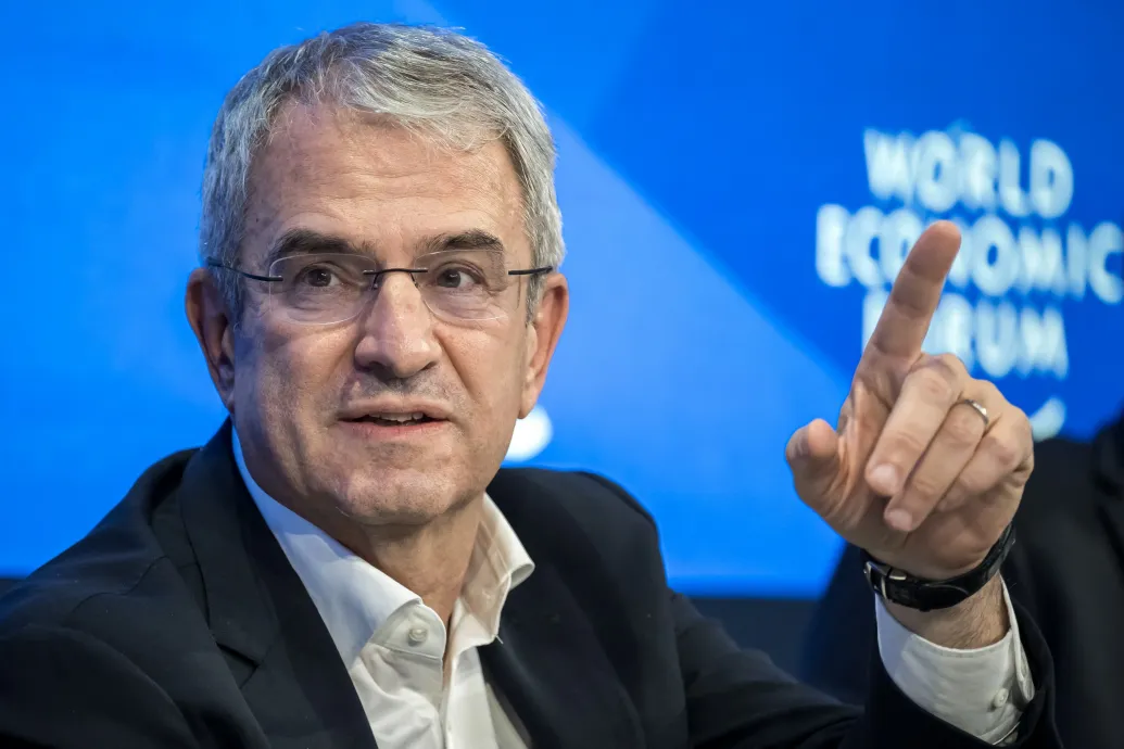 Titkos afférja miatt menesztették a Nestlé vezérigazgatóját