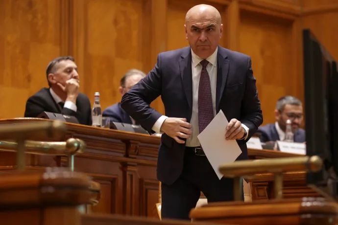 Felelősséget vállalt a kormány a második deficitcsökkentő csomag öt törvénytervezetéért, az AUR bizalmatlansági indítvánnyal kaszálná el azokat