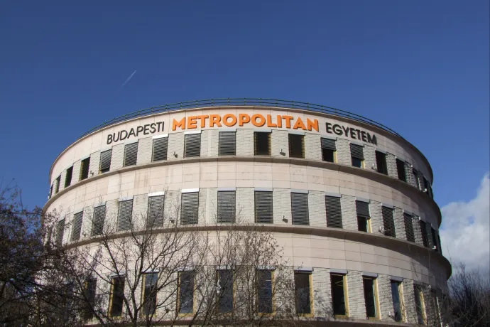 Folyamatosan követni kell a piaci trendeket a felsőoktatásban (x)