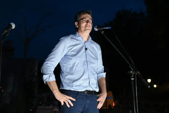 Karácsony Gergely főpolgármester beszél a Pollack Mihály téren – Fotó: Bődey János / Telex