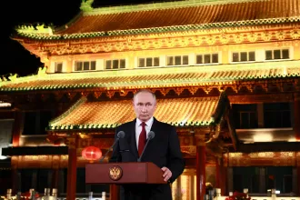 Putyin azt mondta, Moszkvában találkozna Zelenszkijjel