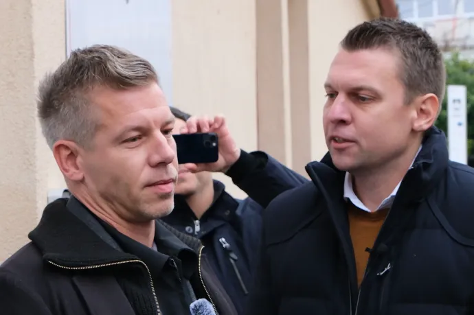 Menczer: Azt rebesgetik, Magyar az én körzetemben indul. Magyar: Attól, mert egy bohóc bemegy egy palotába, nem lesz belőle király