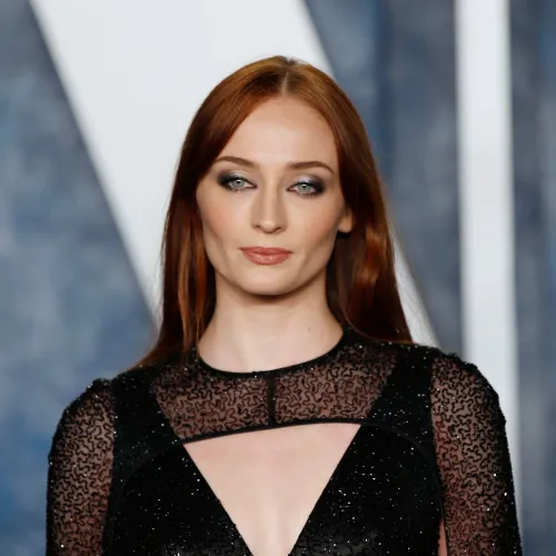 Sophie Turner lesz Lara Croft az új Tomb Raider-sorozatban