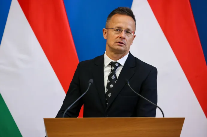Tesiórás hasonlattal vágott vissza Szijjártó a lengyel külügyminiszternek