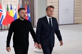 Macron: Készen állunk rá, hogy a békekötés esetén megadjuk a biztonsági garanciákat Ukrajnának