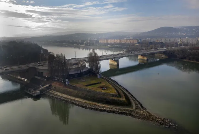 Az Árpád híd látképe a Margit-szigettel 2020. december 23-án – Fotó: Máthé Zoltán / MT