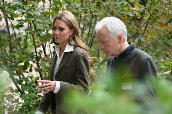 Szőkére festette a haját Katalin hercegné