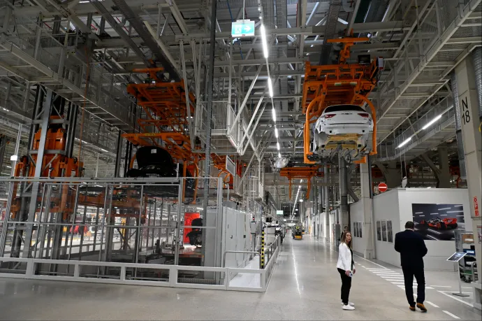 Még mindig nem tért magához a magyar ipar