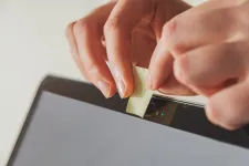 Egyre gyakoribb a vírus, ami miatt ön is tutira le akarja majd takarni a webkameráját