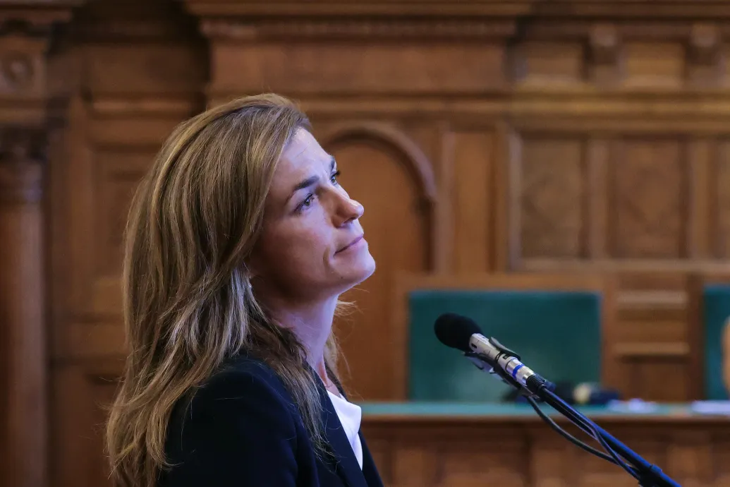 Varga Judit diplomaták társaságában tűnt fel az AmCham Hungary fórumán – Forrás: Telex.hu