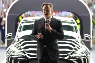 Elon Musk lehet a világ első ezermilliárdosa