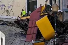 Elszakadt a lisszaboni sikló tartókábele a 16 halálos áldozatot követelő baleset előtt