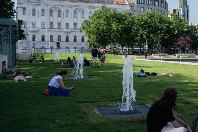 Napsütéses vasárnap lesz, amit csak délután szakíthatnak meg zivatarok