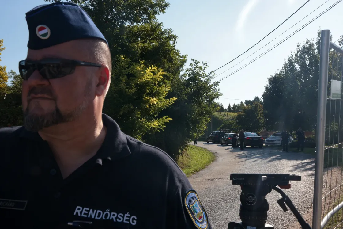 Kordon, kiskakas és egy kigyúrt oroszlán – ilyen volt a rendhagyó kötcsei piknik