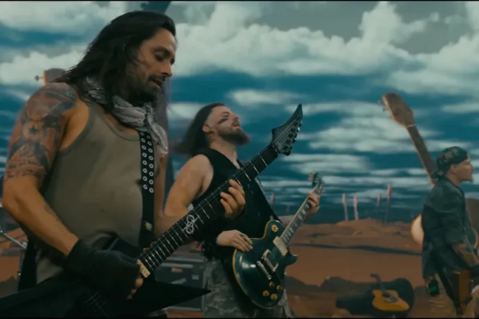 Három új gitárossal jelent meg a Tankcsapda első klipje Sidi távozása után