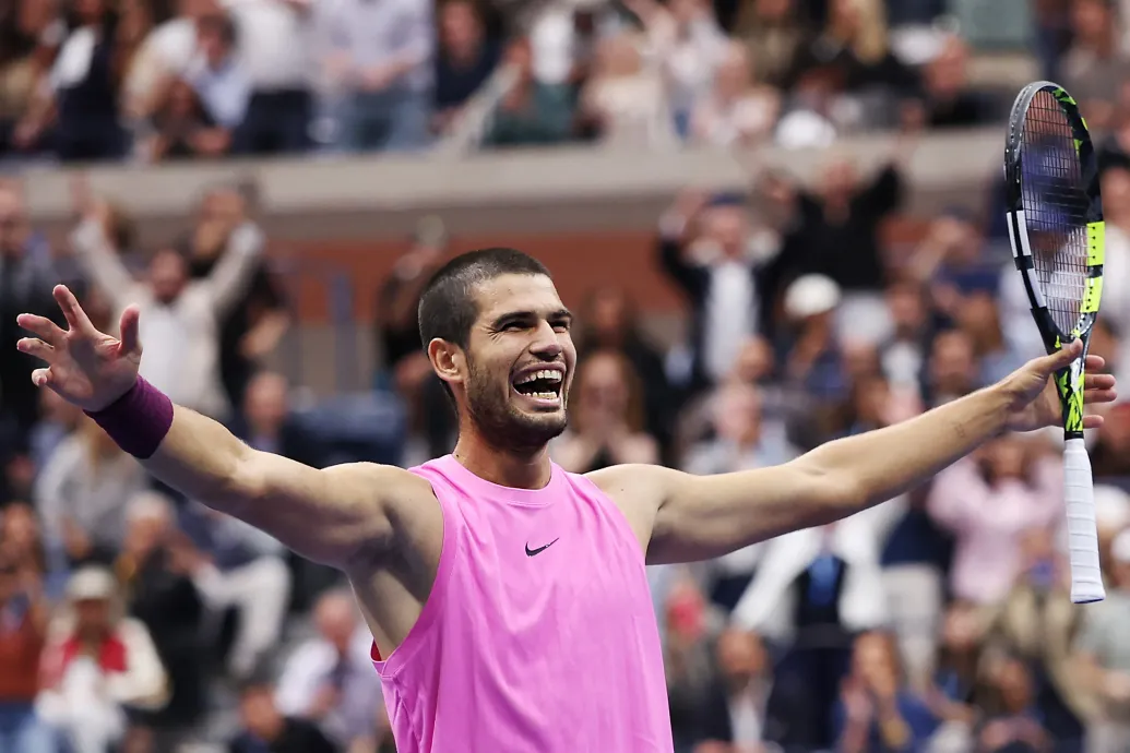 Alcaraz többször is lehengerlő tenisszel győzte le Sinnert a US Open döntőjében, újra ő a világelső