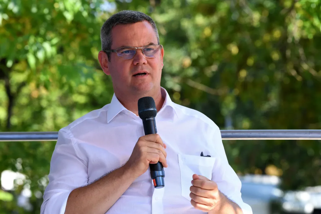 Takács Péter szerint matematikai képtelenség, hogy minden kórházi mosdóban legyen vécépapír