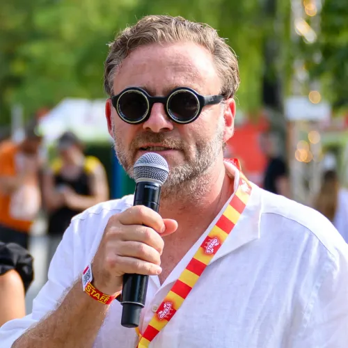 A Strand Fesztivál alapítója szerint megdöbbentő, hogy léteznek listák arról, melyik városba ki mehet fellépni, és ki nem