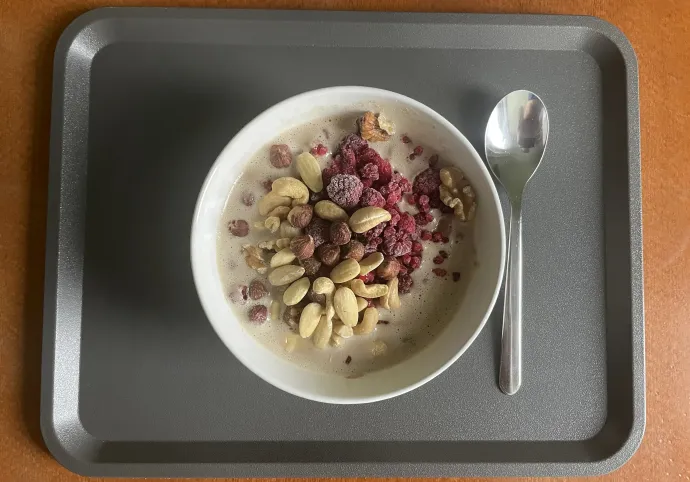 A Longevity Protein puding, kicsit felturbózva – Fotó: Világi Máté / Telex