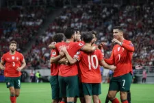 Fordítottak és izgalmas meccsen 3-2-re nyertek a portugálok a Puskás Arénában
