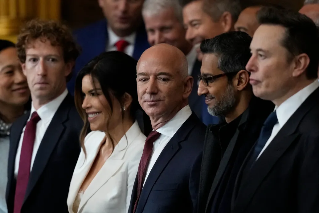 Még mindig Elon Musk a világ leggazdagabb embere, és sose volt még annyi pénze, mint most