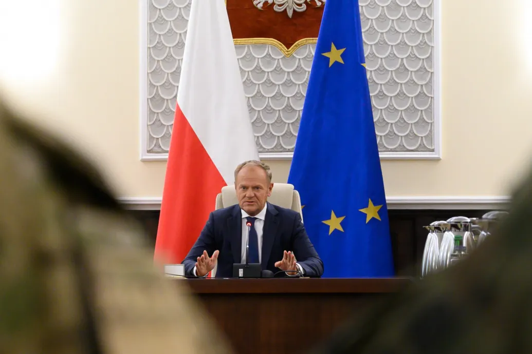 Tusk: Lengyelország a második világháború óta nem volt olyan közel a háborúhoz, mint most