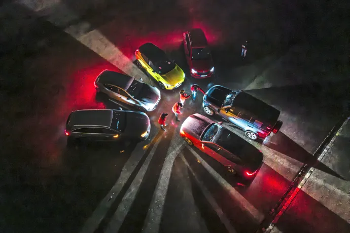 Káprázatos képességeket és zavaró hibákat találtunk az új autók LED-fényszóróiban