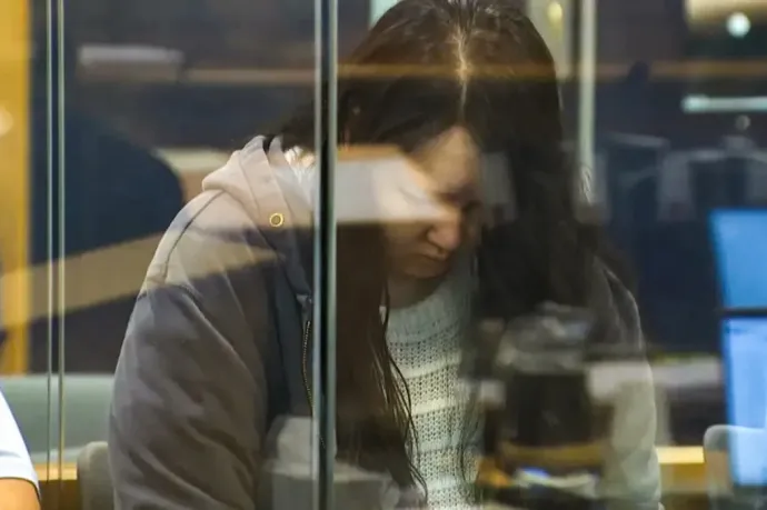 „Ha meghalsz, mi is meghalunk a gyerekekkel” – családi tragédia áll a bőröndbe rejtett új-zélandi gyerekek halála mögött