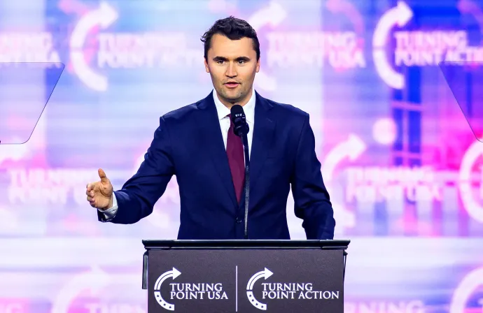 Charlie Kirk – Fotó: Josh Edelson / AFP or licensors