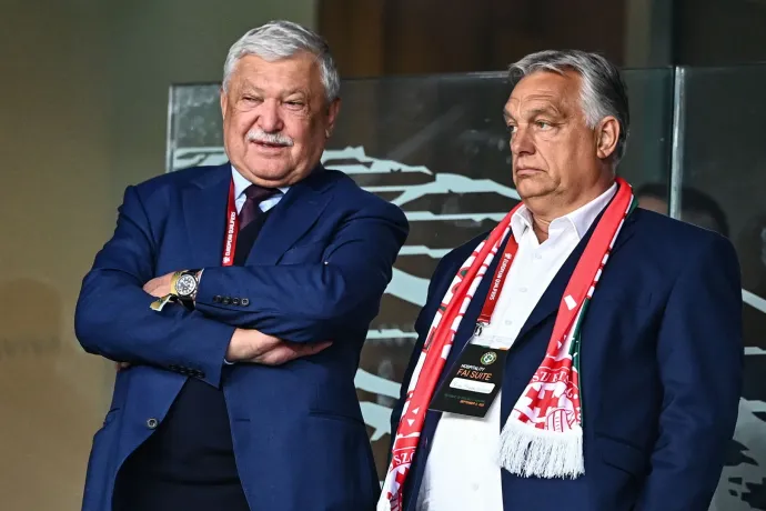 Nem arra kapott parlamenti felhatalmazást Orbán Viktor, hogy az állam pénzén repkedjen focimeccsekre