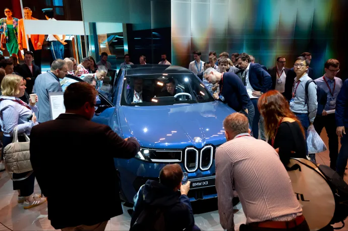 Az igazán olcsó autók ötlete, a legfontosabb Mercedes és BMW, plusz egy hibrid Porsche